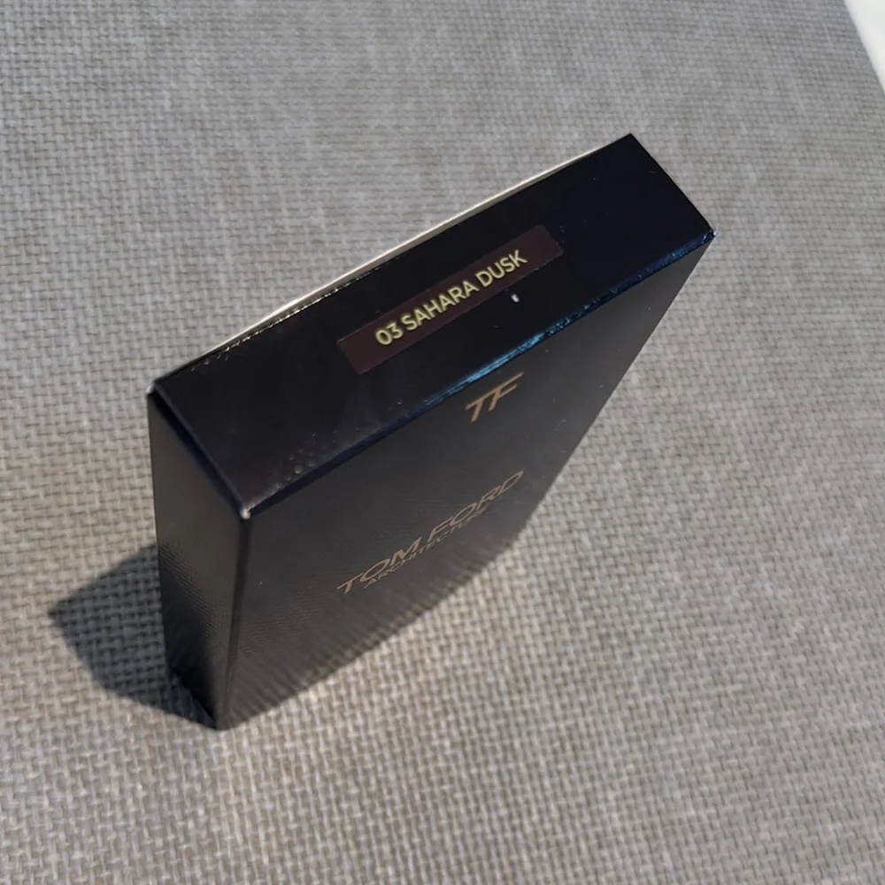 Tom Ford Architecture Soft Matte Blurring Powder in Sahara dust shade brand new